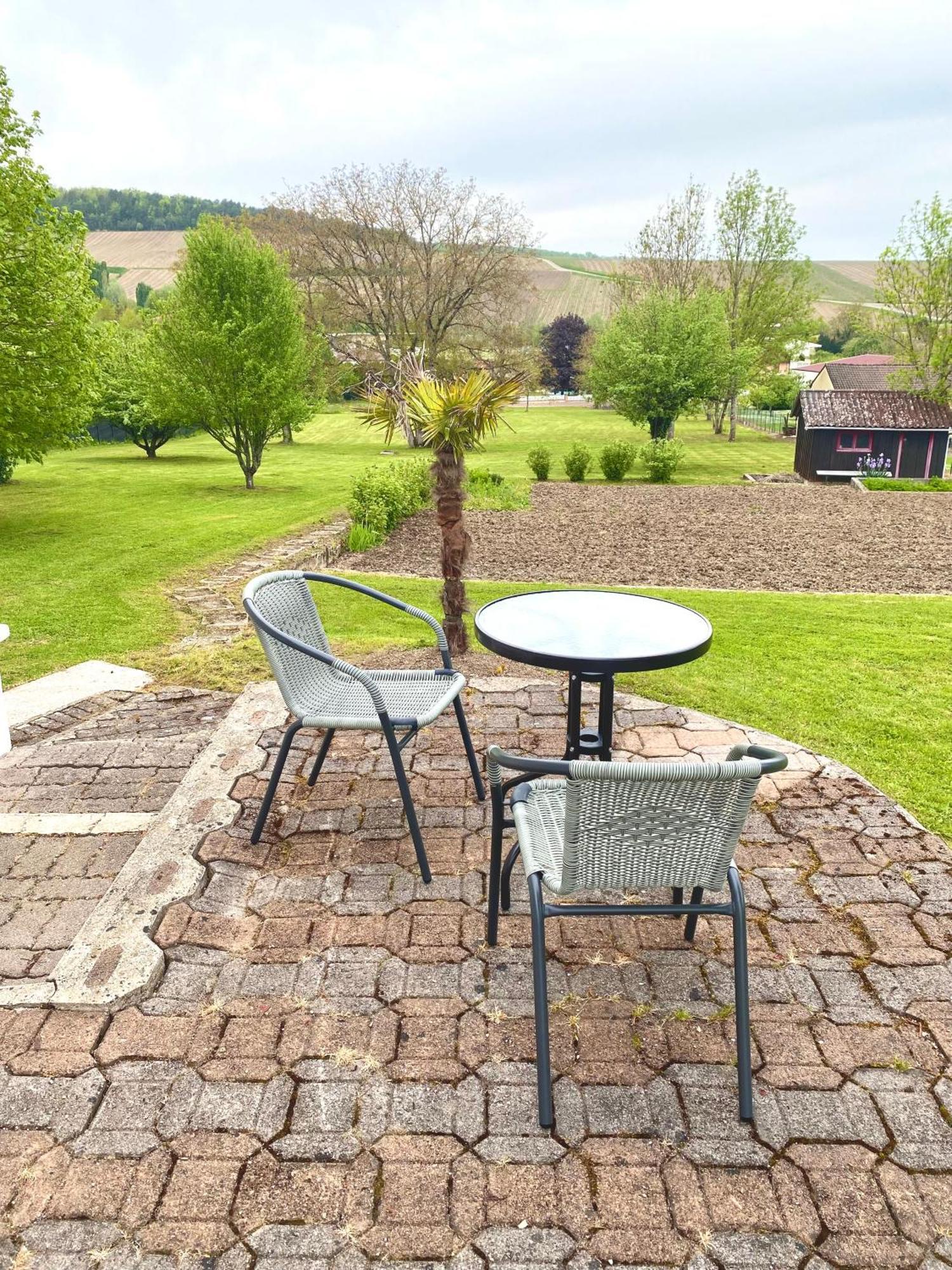La Jonquille Villa Baroville Exterior photo